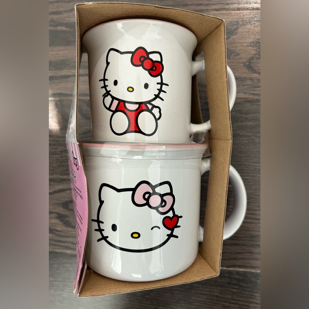 Hello Kitty Ceramic Mug Set NWT - Picture 2 of 3